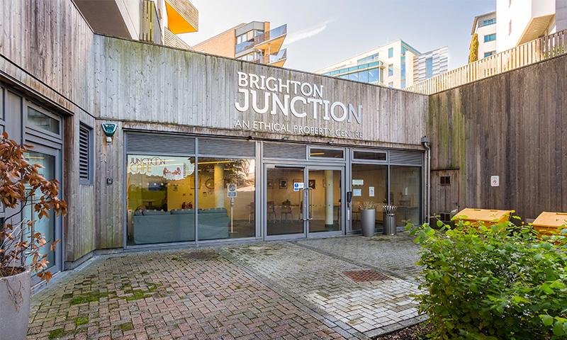 Brighton Junction Front
