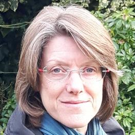 Nina Alphey